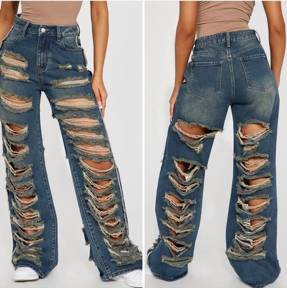 Supersonic Ripped Straight Leg Jeans - Excellent Condition NWOT Size SMALL - Picture 1 of 6